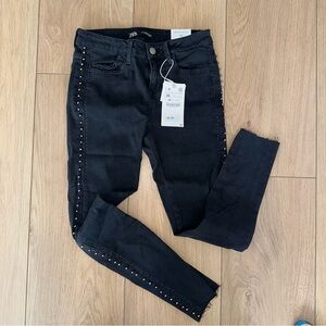 Zara Mid Rise Skinny with Beading - Black - Size 4